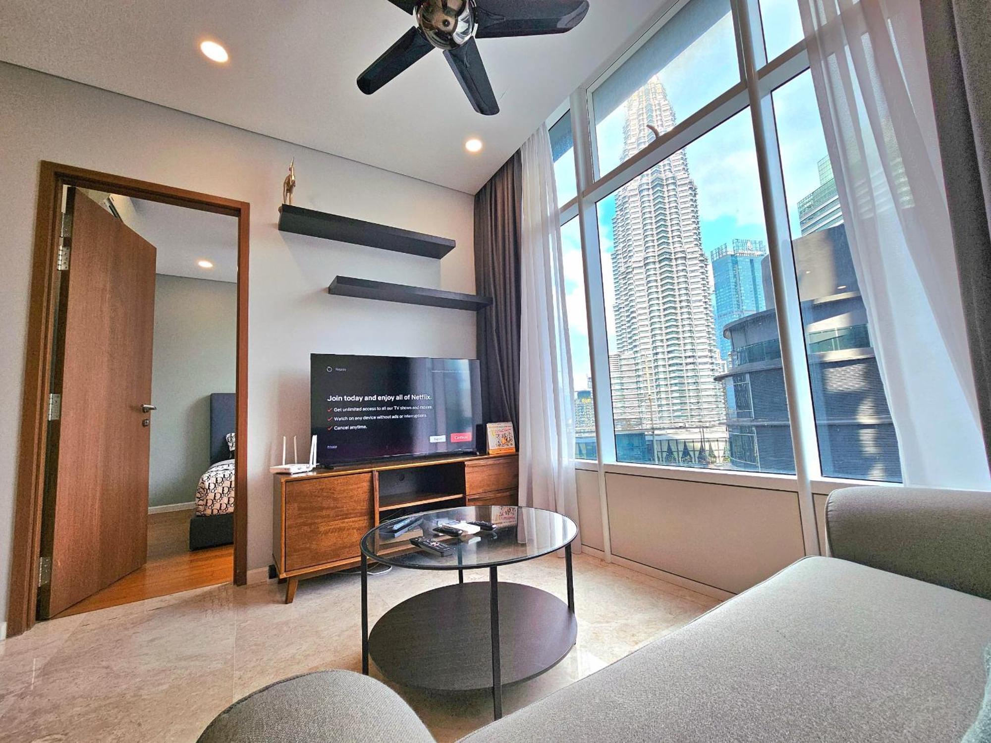 De Apartment Sky At Klcc Kuala Lumpur Exterior photo